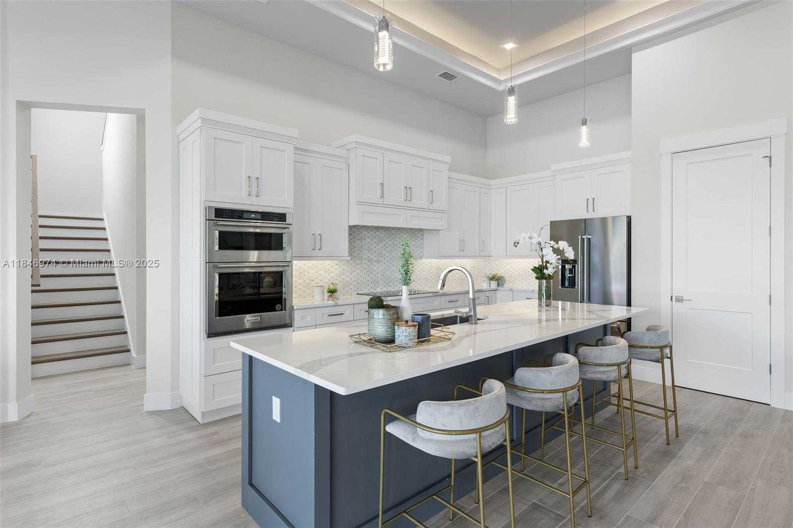 Small Image of 2129 CAPE CORAL PARKWAY W, Cape Coral Number 10