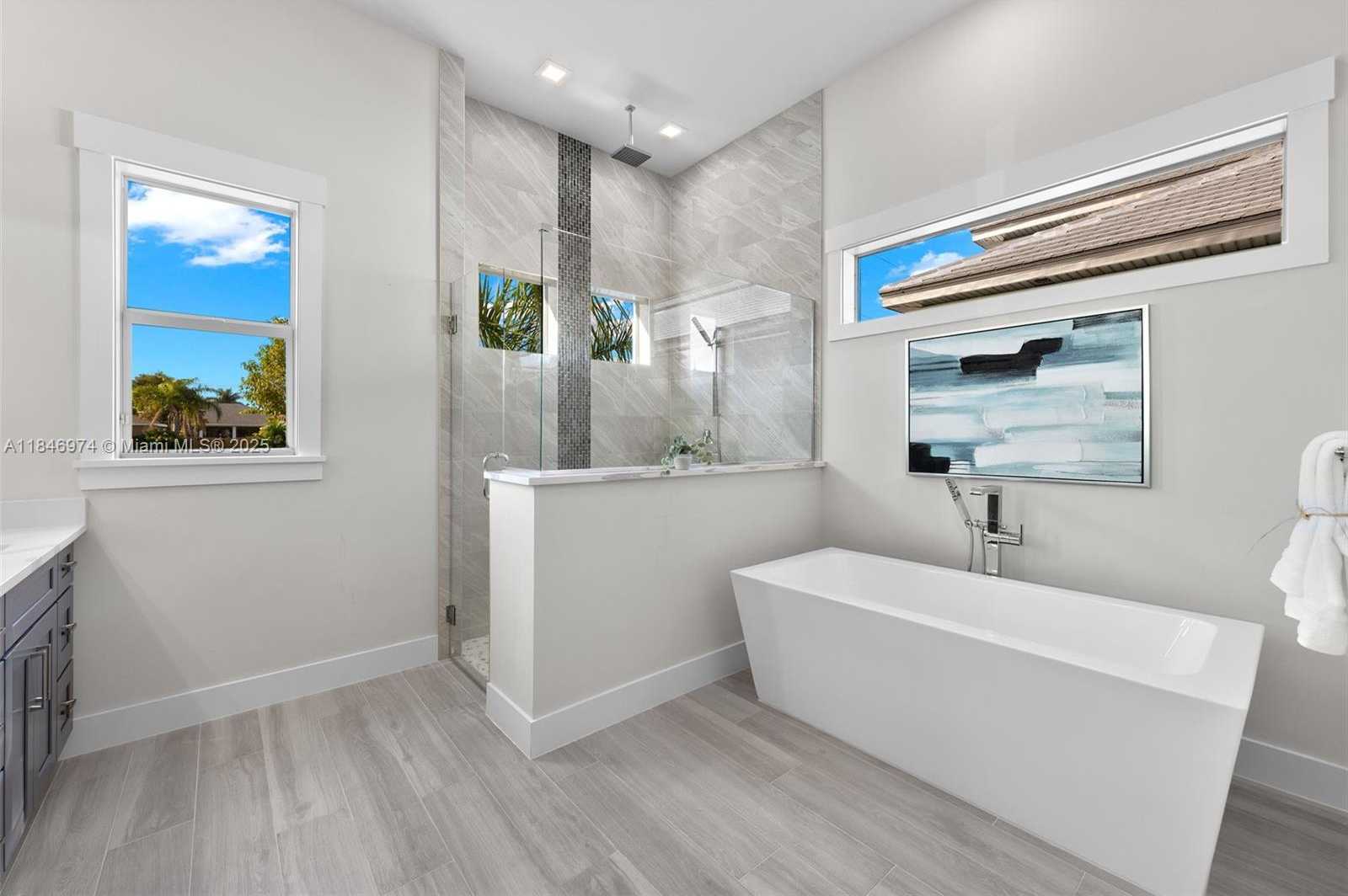 Small Image of 2129 CAPE CORAL PARKWAY W, Cape Coral Number 22