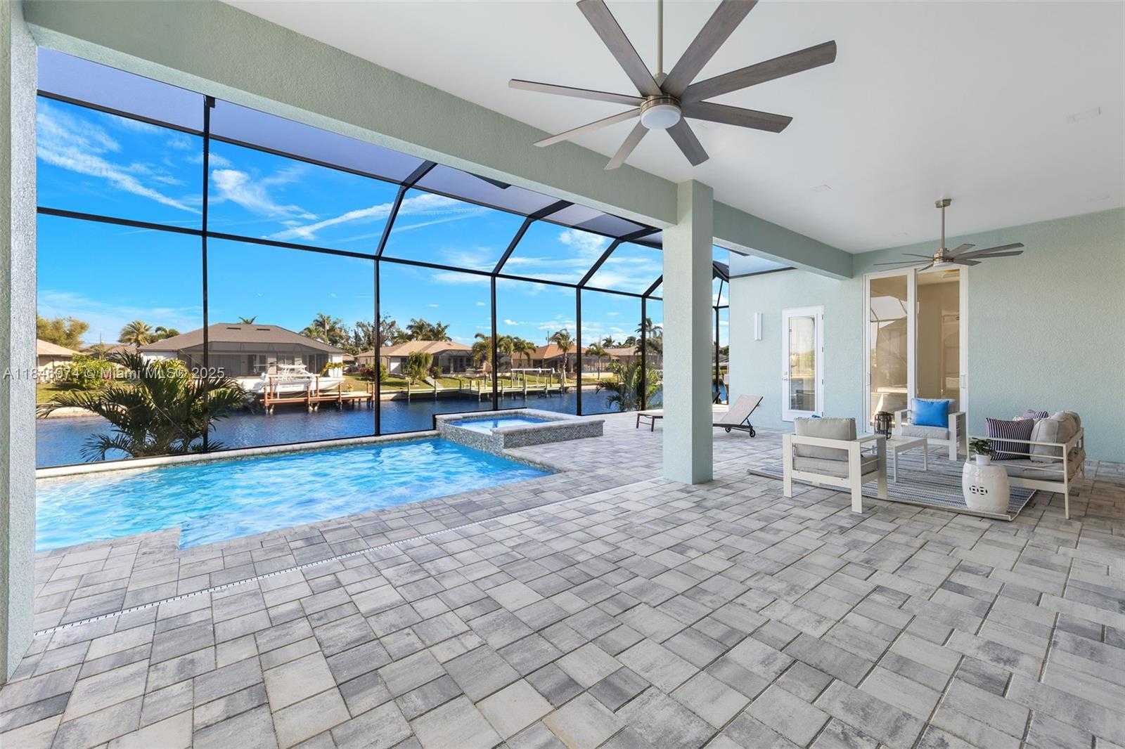 Small Image of 2129 CAPE CORAL PARKWAY W, Cape Coral Number 34
