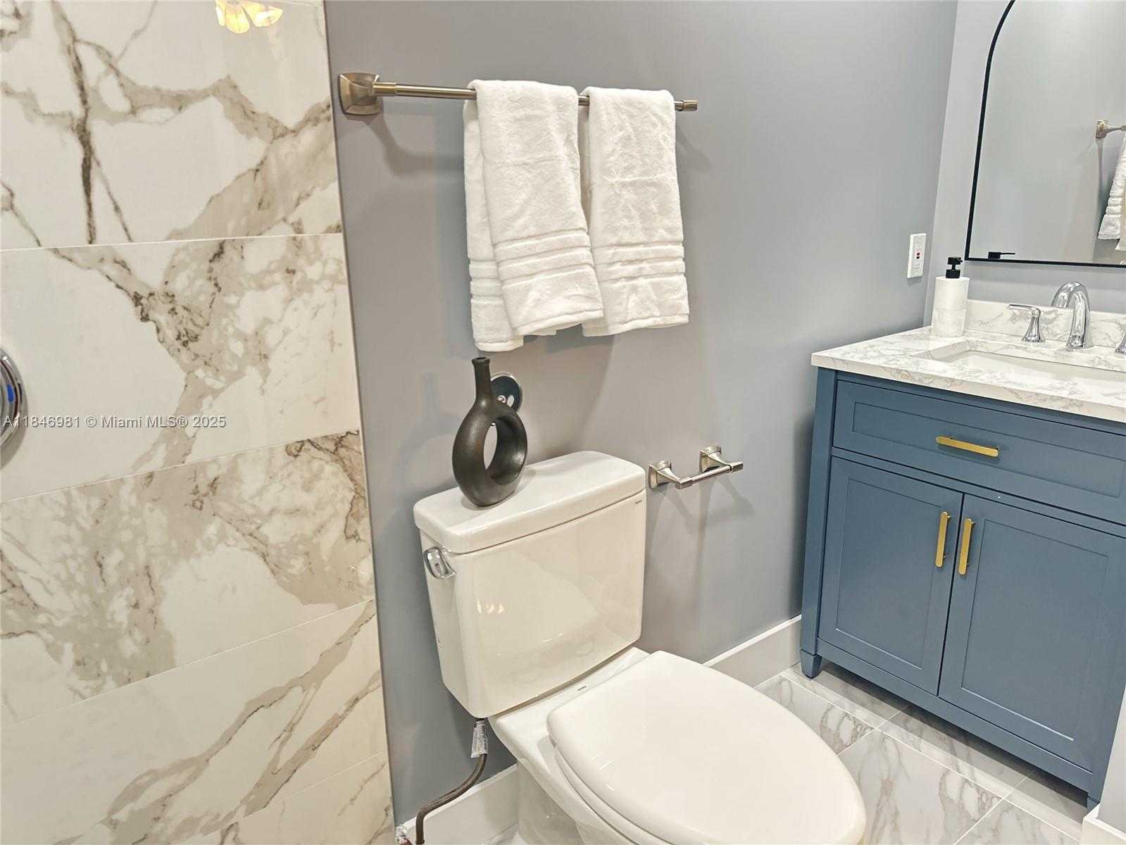 Small Image of 6644 RALEIGH ST, Hollywood Number 10