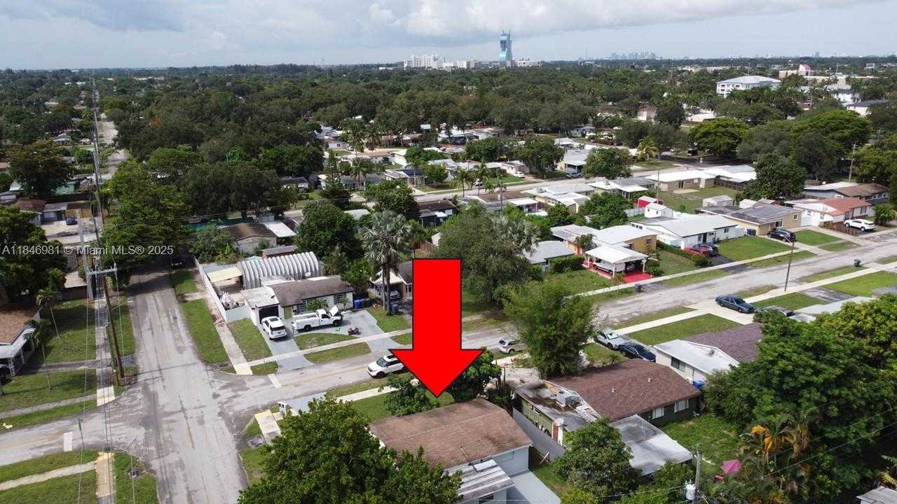 Small Image of 6644 RALEIGH ST, Hollywood Number 19