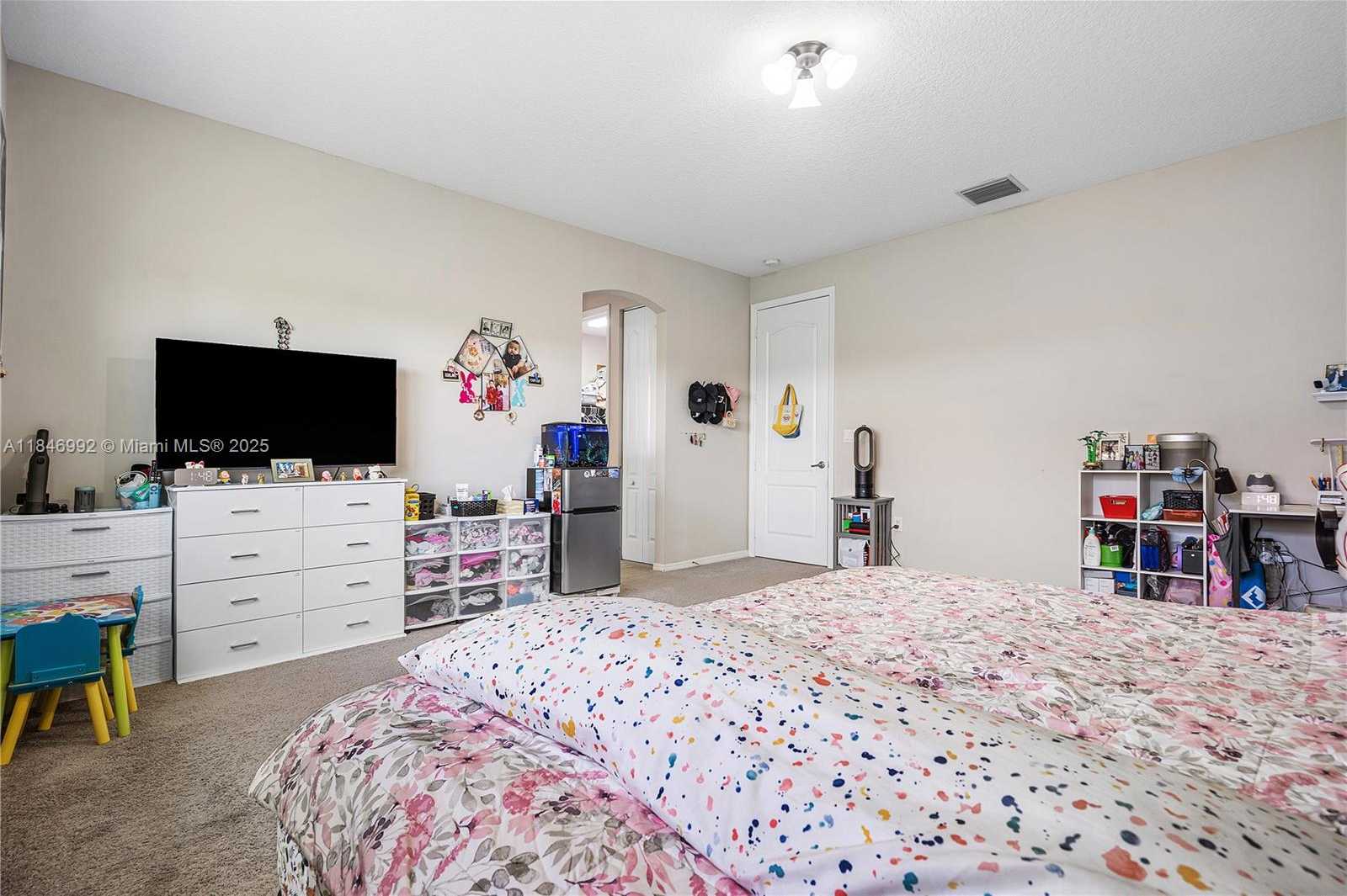 Small Image of 6411 OSPREY LANDING ST, Davie Number 24