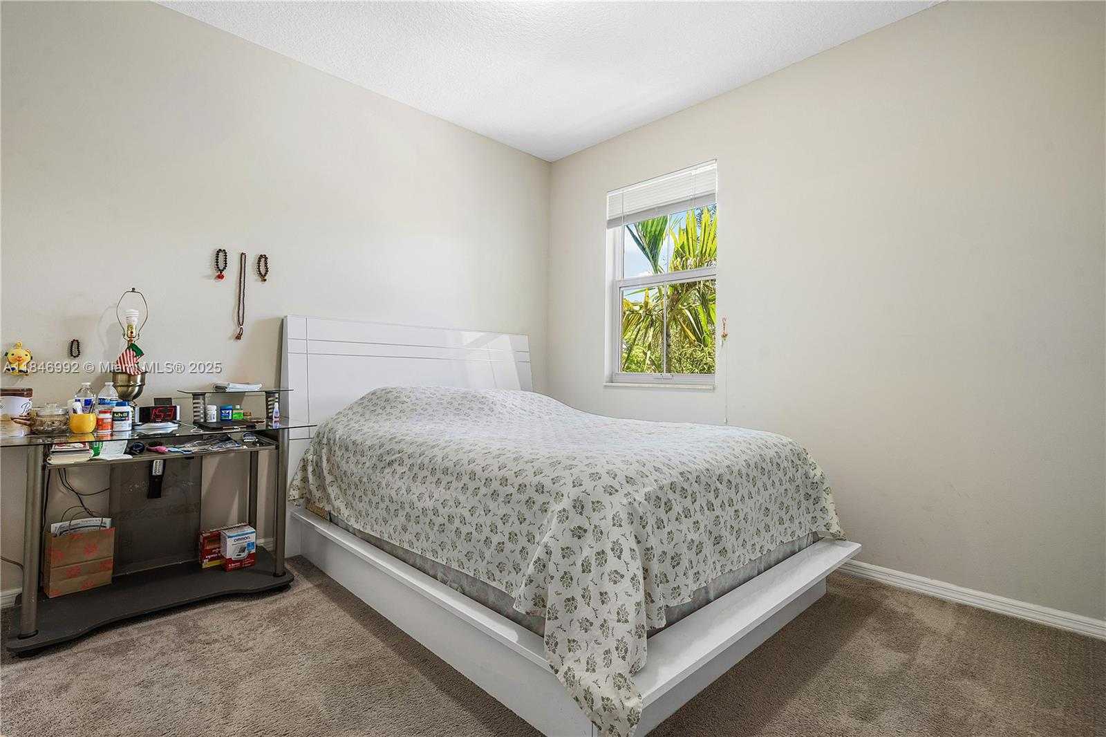 Small Image of 6411 OSPREY LANDING ST, Davie Number 32