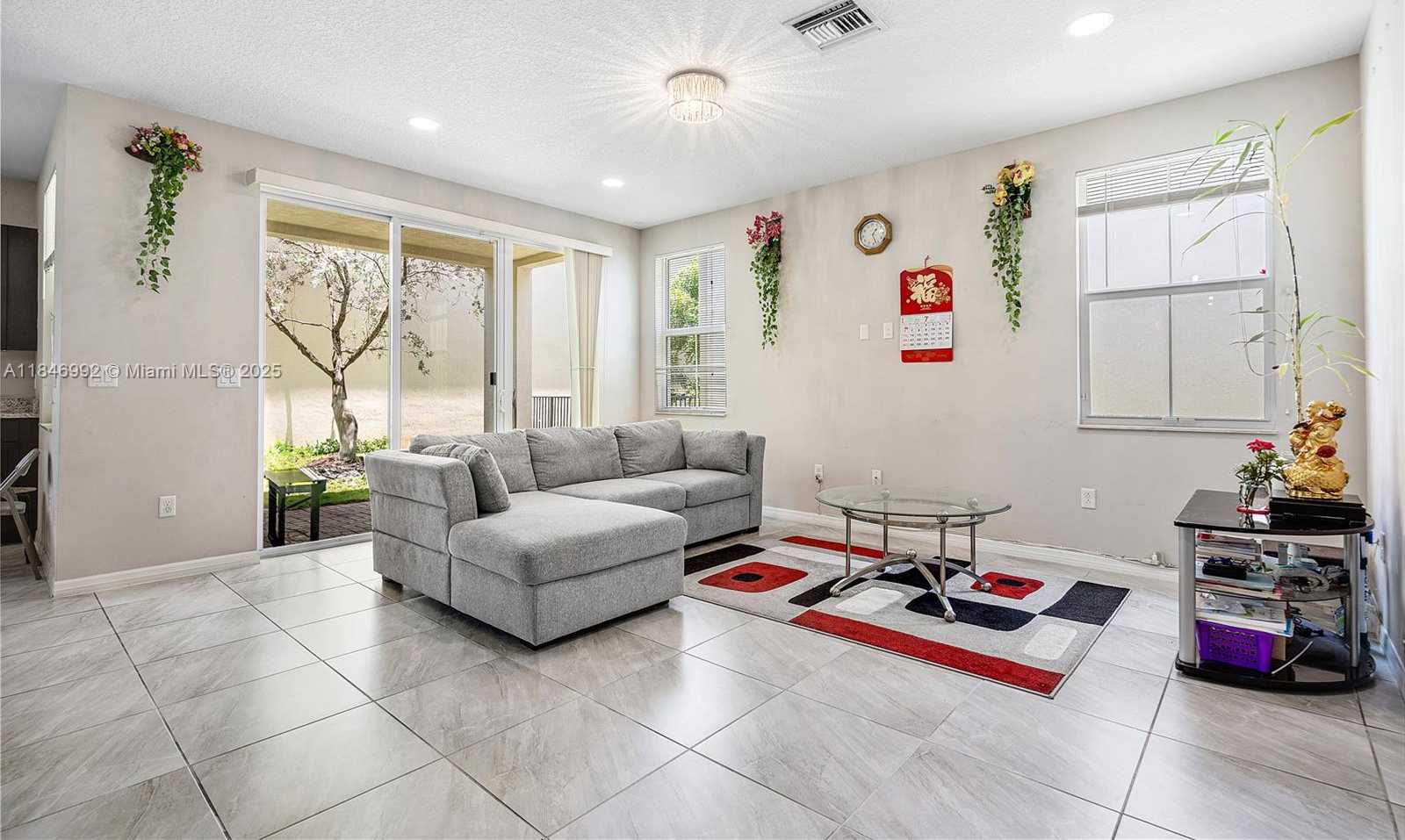 Small Image of 6411 OSPREY LANDING ST, Davie Number 9