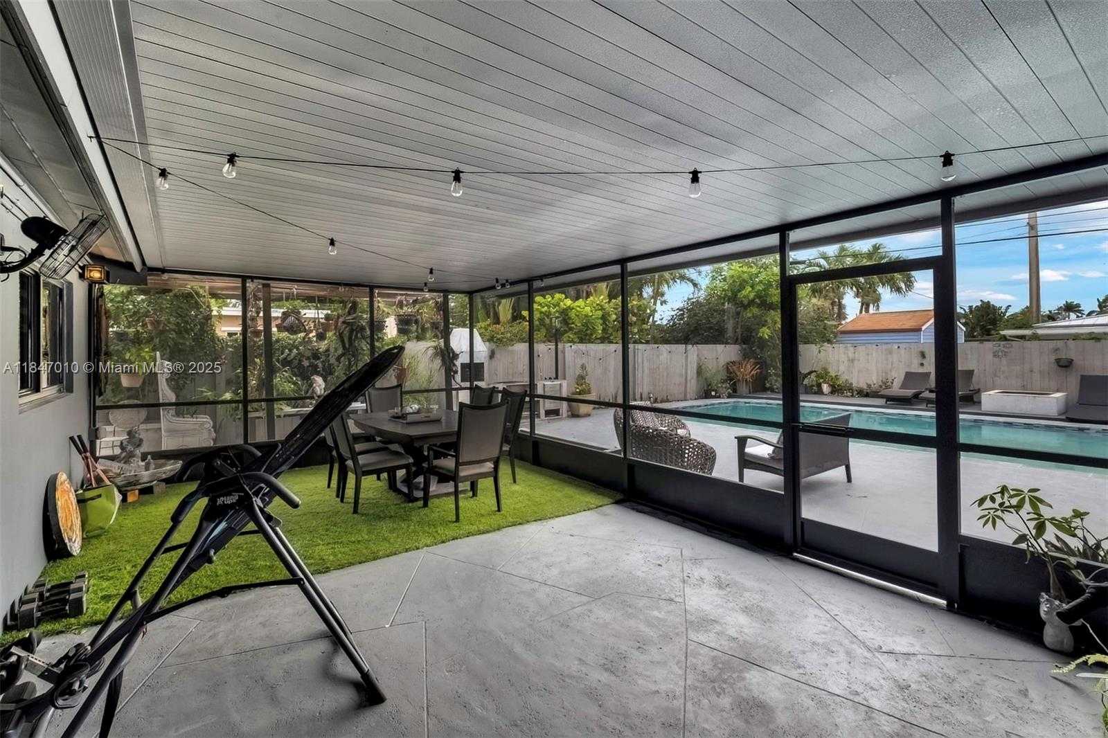 Small Image of 530 NORTH WEST 39, Oakland Park Number 3