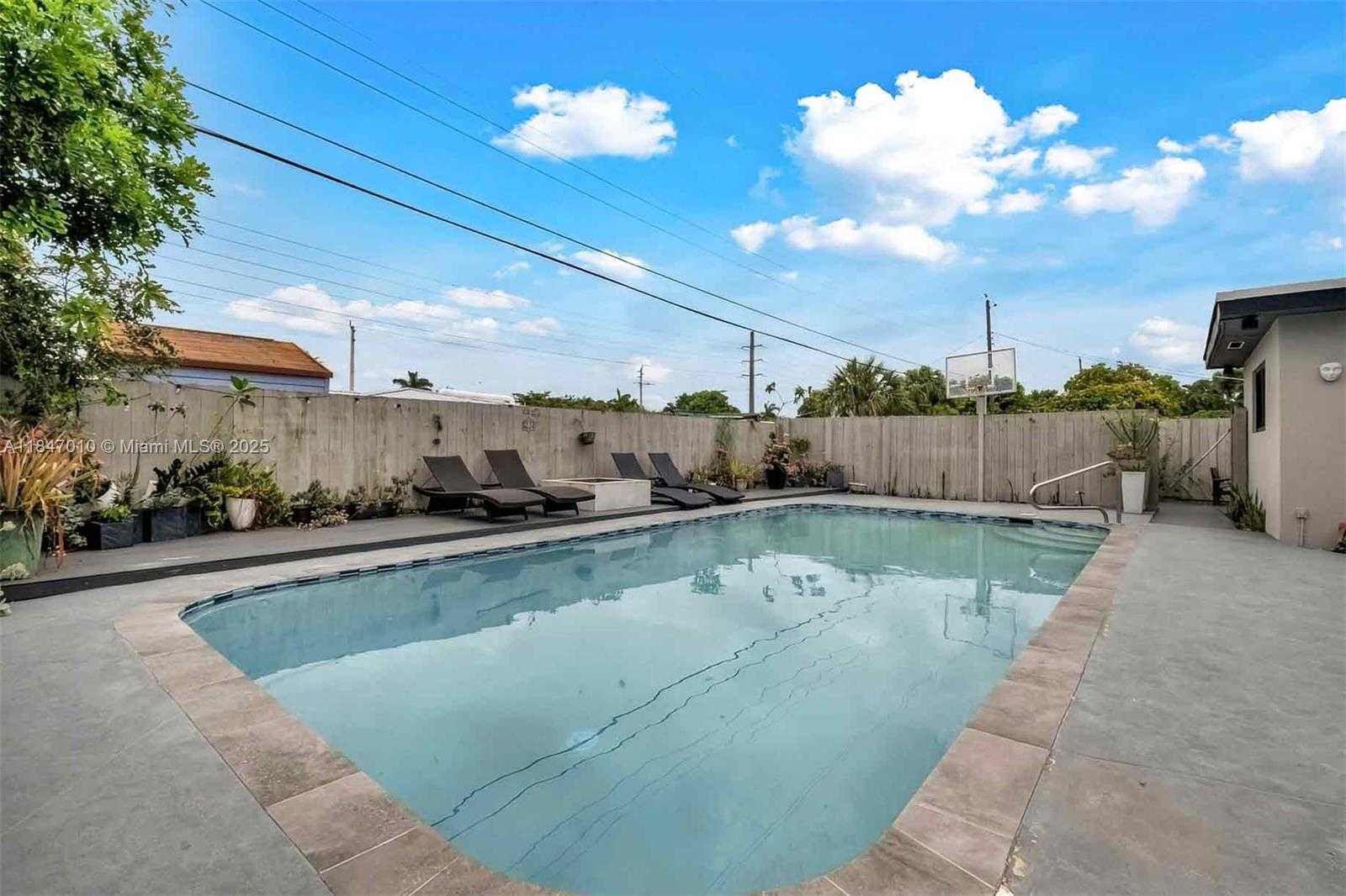 Small Image of 530 NORTH WEST 39, Oakland Park Number 30
