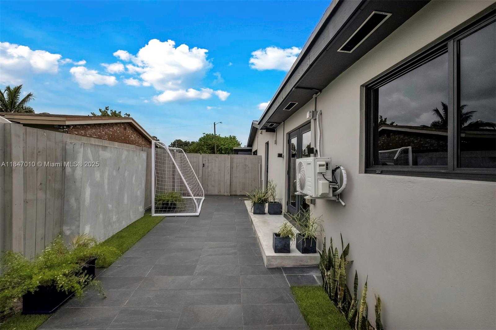 Small Image of 530 NORTH WEST 39, Oakland Park Number 33