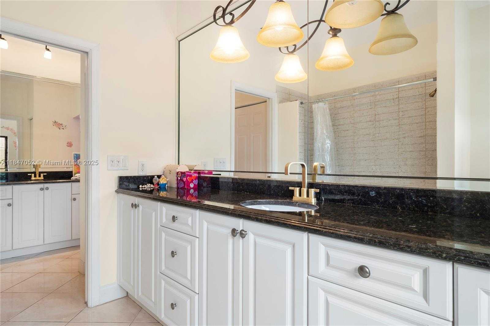 Small Image of 1635 LANDS END RD, Manalapan Number 20