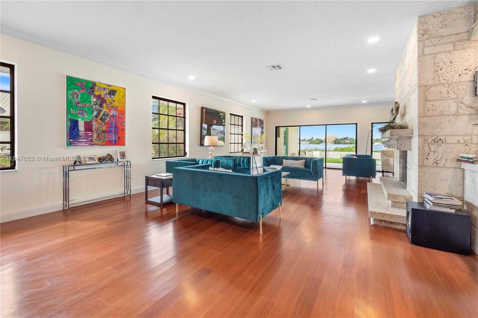 Small Image of 1635 LANDS END RD, Manalapan Number 23
