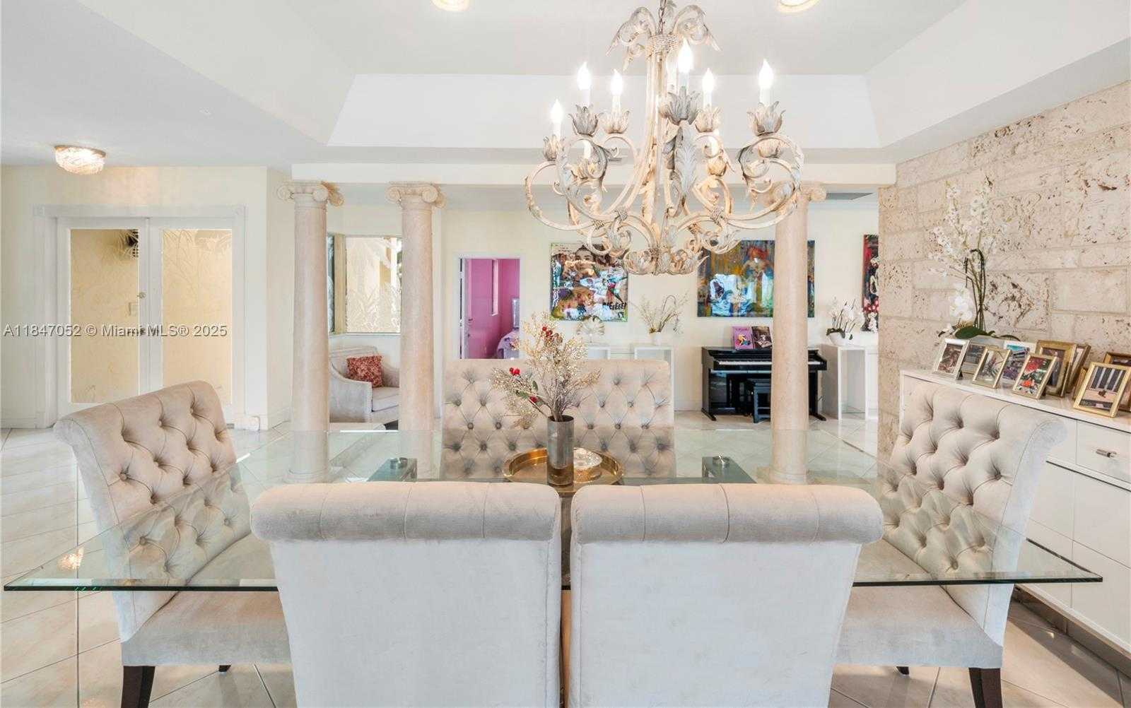 Small Image of 1635 LANDS END RD, Manalapan Number 31
