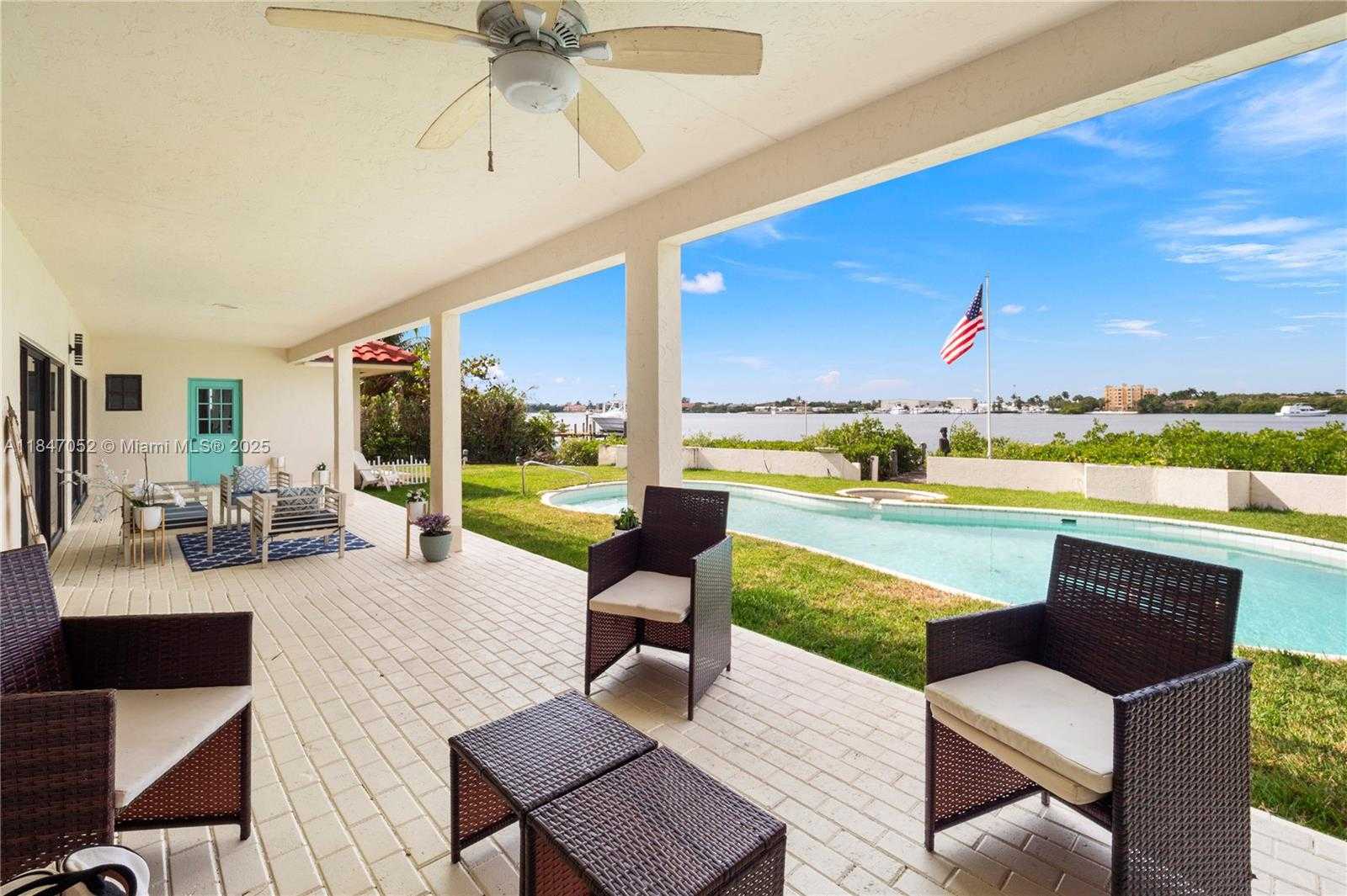 Small Image of 1635 LANDS END RD, Manalapan Number 37