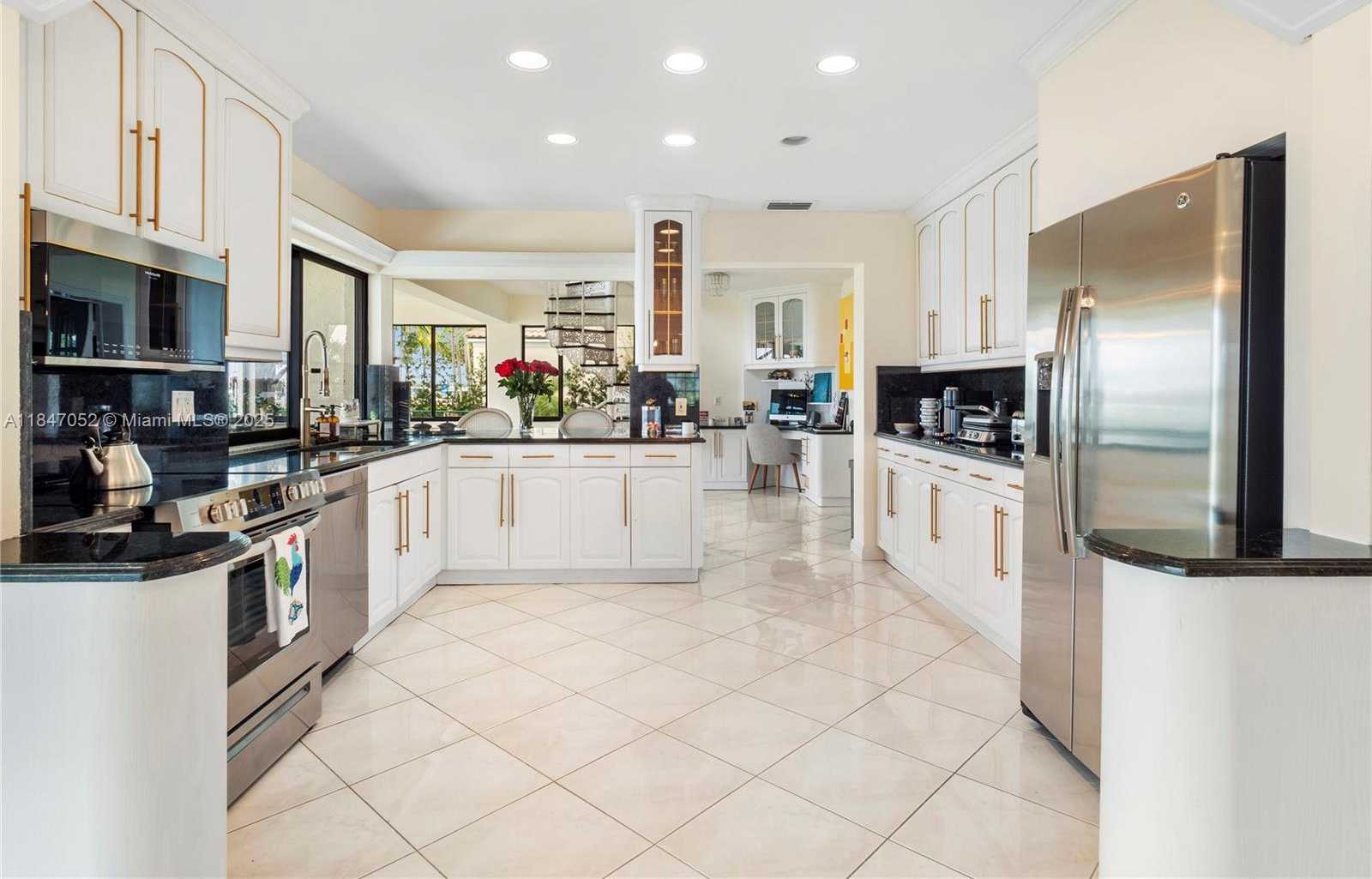 Small Image of 1635 LANDS END RD, Manalapan Number 47