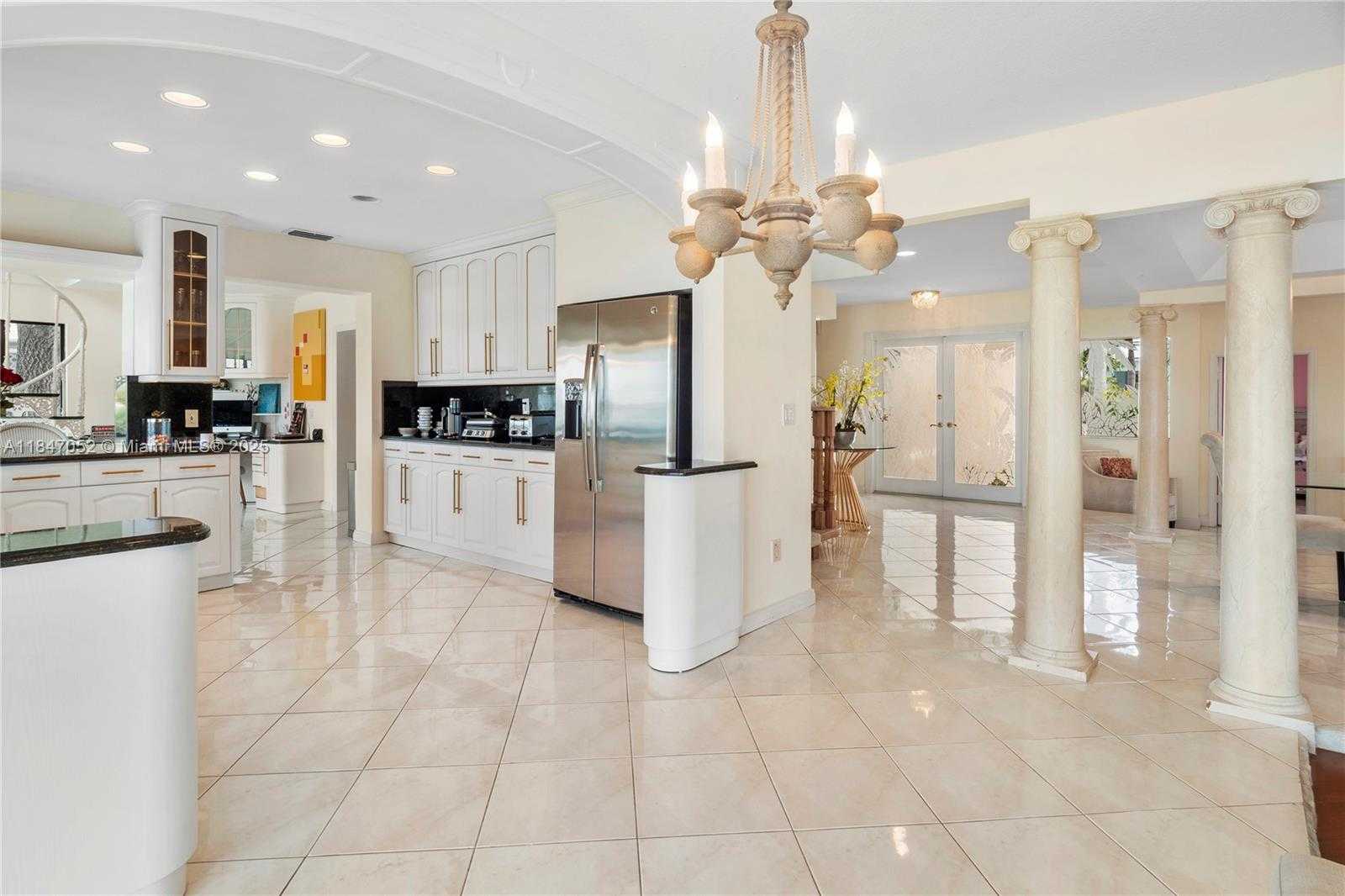 Small Image of 1635 LANDS END RD, Manalapan Number 48