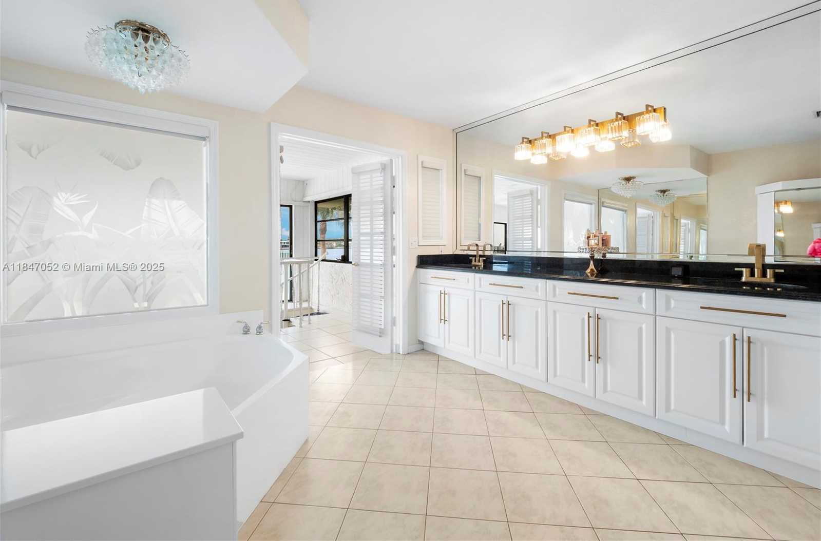 Small Image of 1635 LANDS END RD, Manalapan Number 52