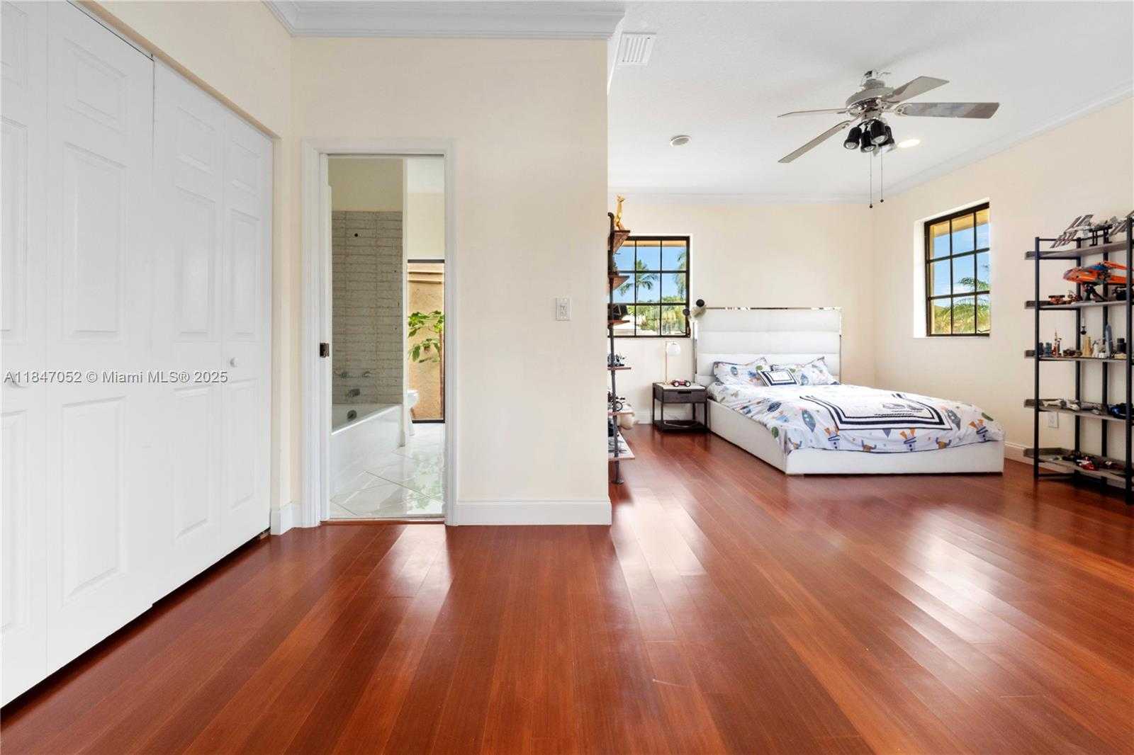 Small Image of 1635 LANDS END RD, Manalapan Number 62