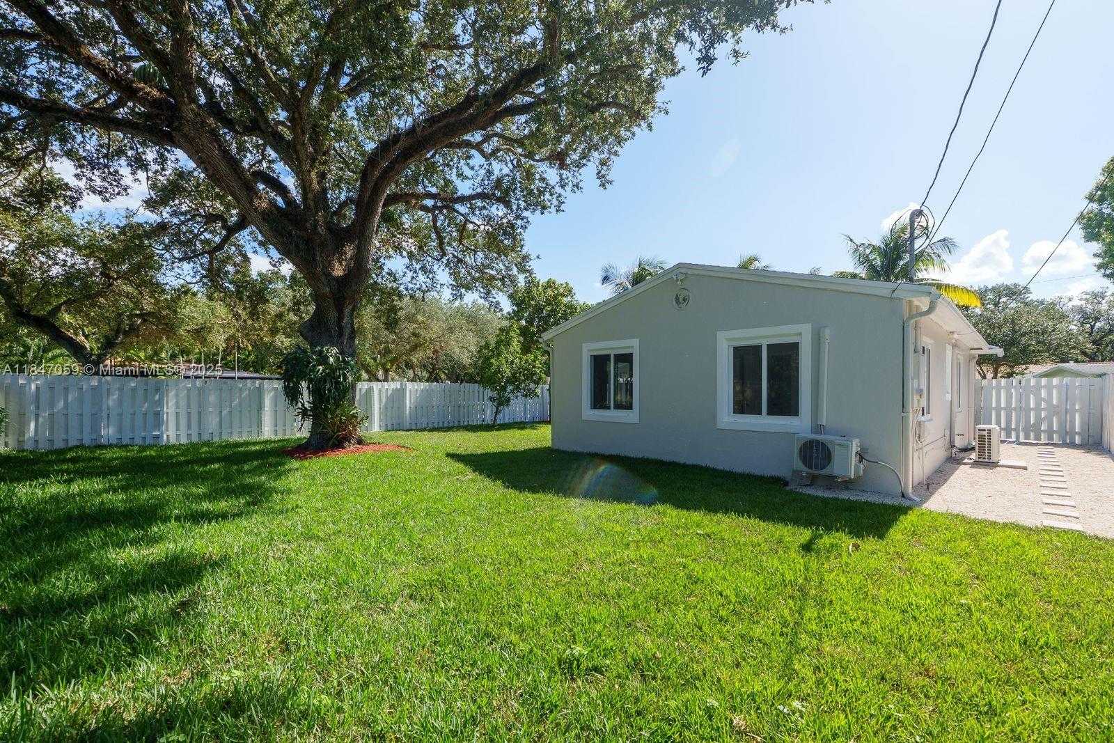 Small Image of 1121 SOUTH WEST 18TH CT, Fort Lauderdale Number 23