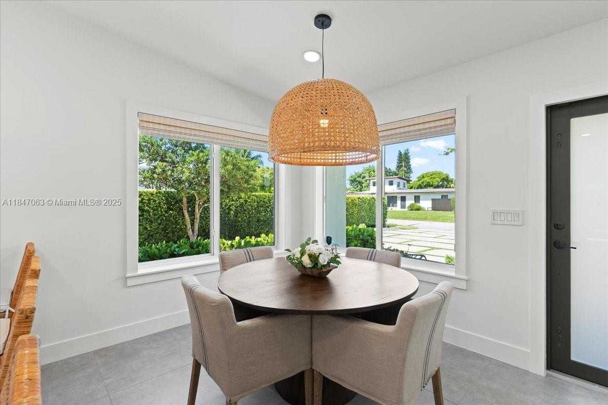 Small Image of 5466 SOUTH WEST 89TH PL, Miami Number 15