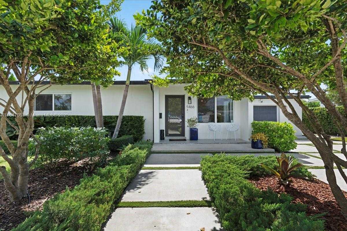 Small Image of 5466 SOUTH WEST 89TH PL, Miami Number 5