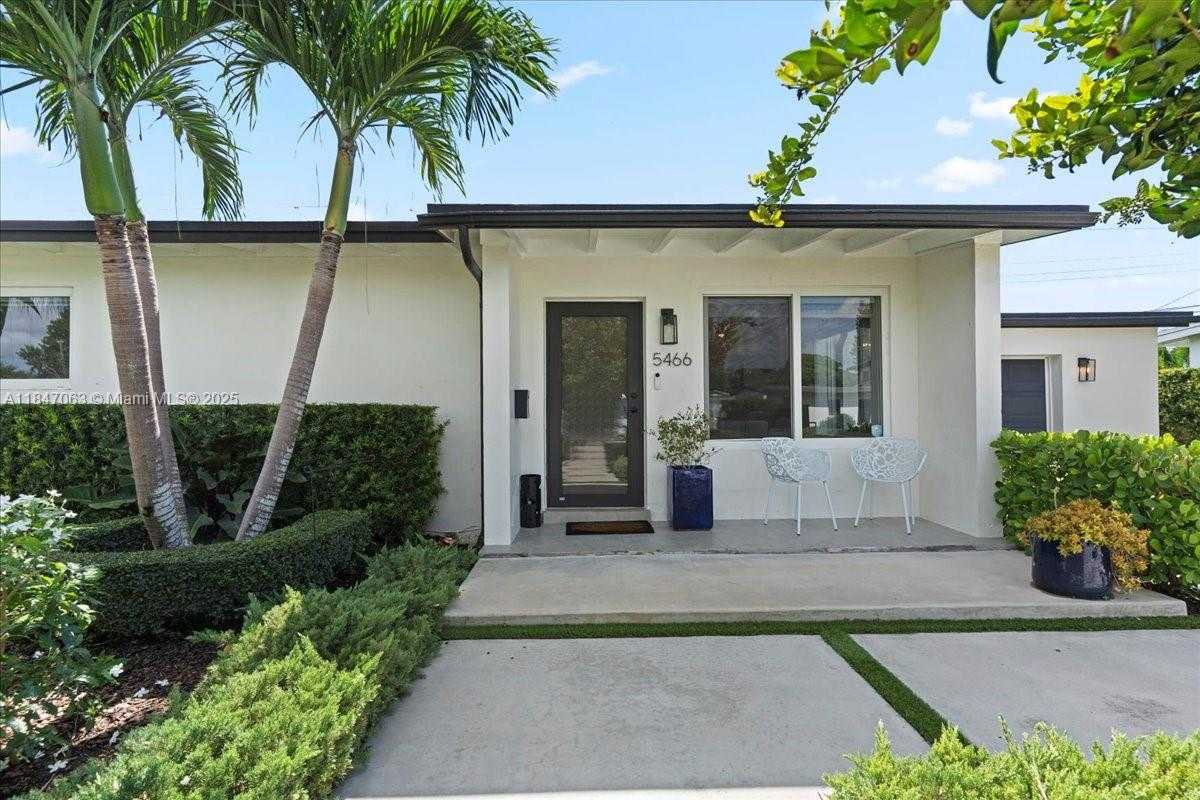 Small Image of 5466 SOUTH WEST 89TH PL, Miami Number 6