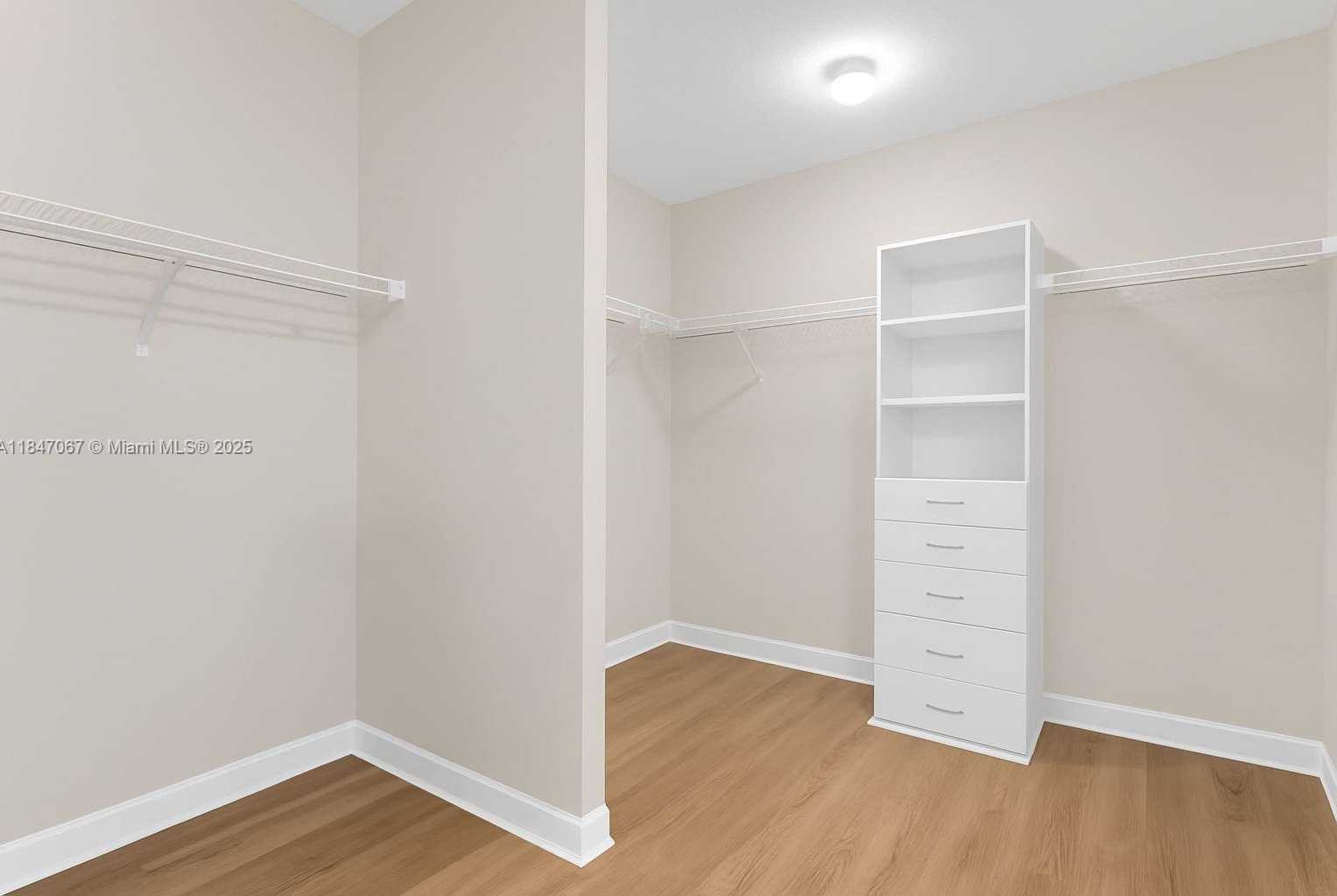 Small Image of 7301 NORTH WEST 107TH PL, Doral Number 12