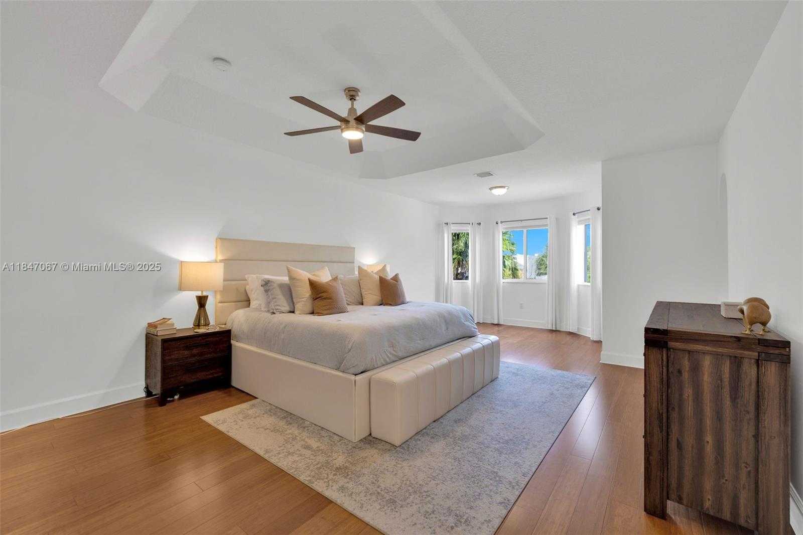 Small Image of 7301 NORTH WEST 107TH PL, Doral Number 14