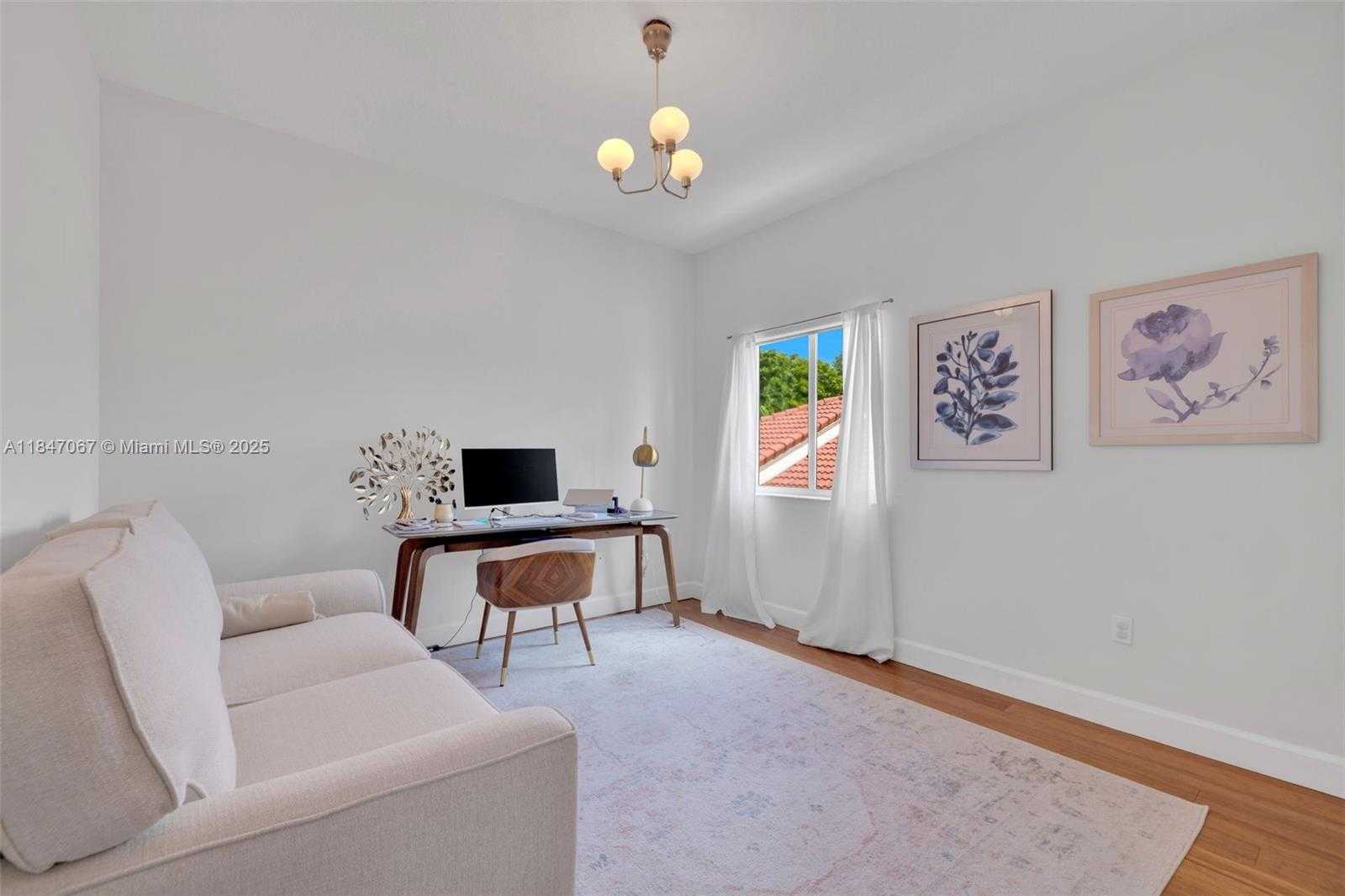 Small Image of 7301 NORTH WEST 107TH PL, Doral Number 19