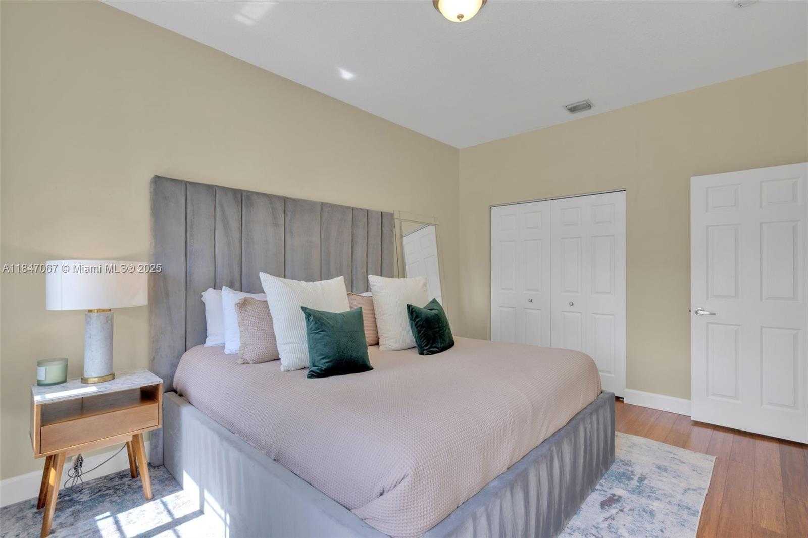 Small Image of 7301 NORTH WEST 107TH PL, Doral Number 21