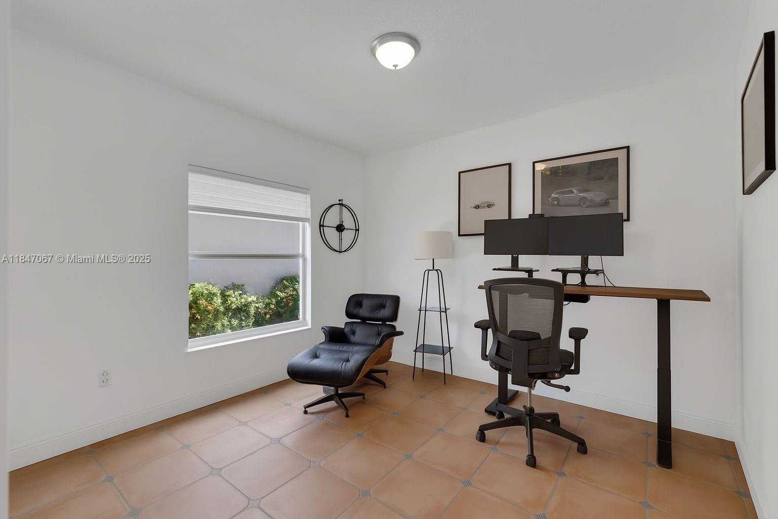 Small Image of 7301 NORTH WEST 107TH PL, Doral Number 22