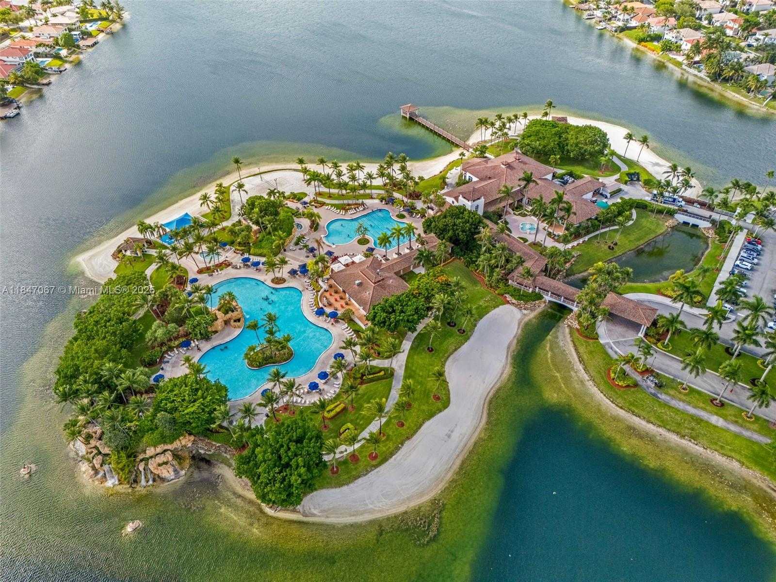 Small Image of 7301 NORTH WEST 107TH PL, Doral Number 28