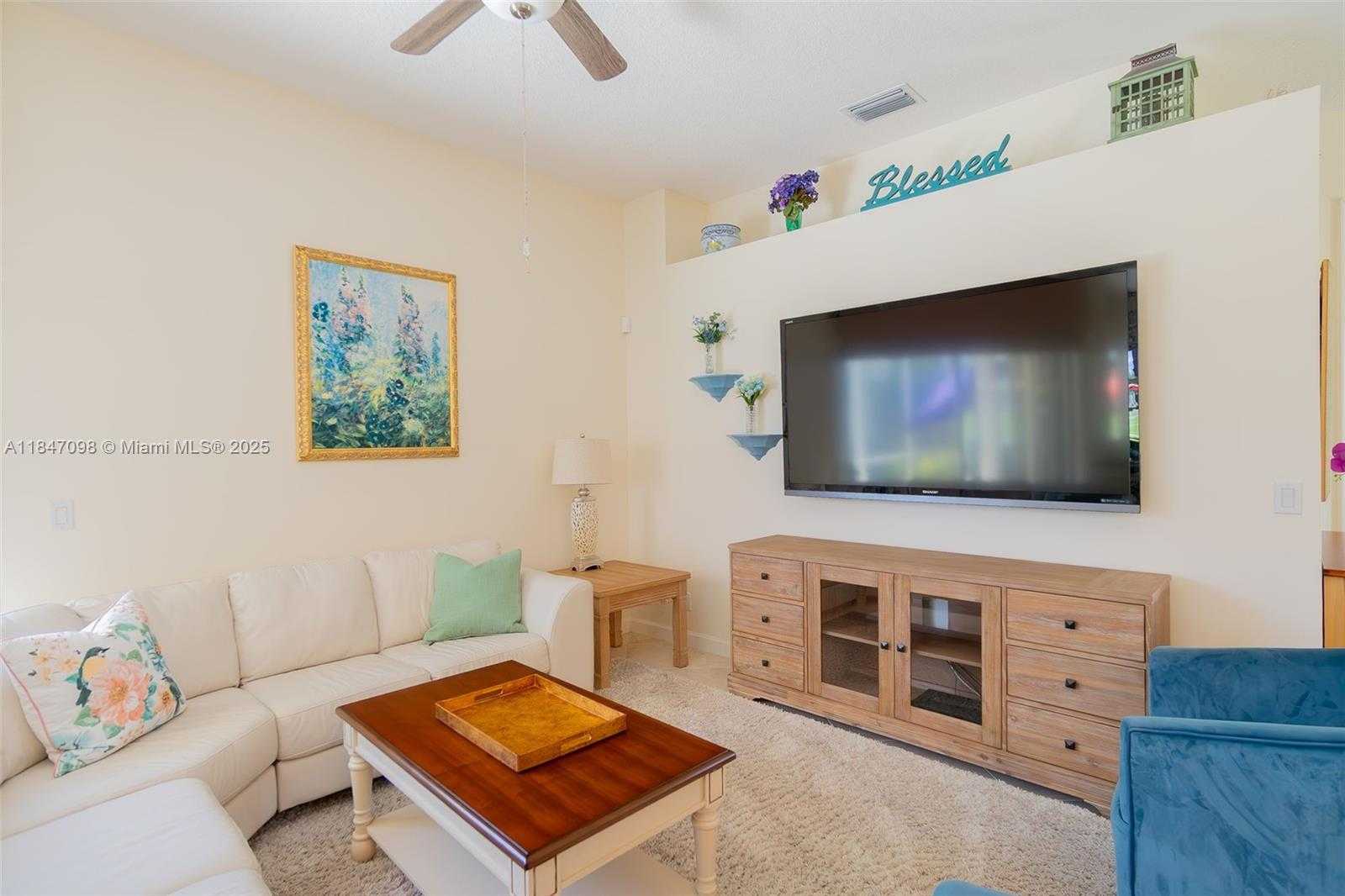 Small Image of 603 MASTERS WAY, Palm Beach Gardens Number 12