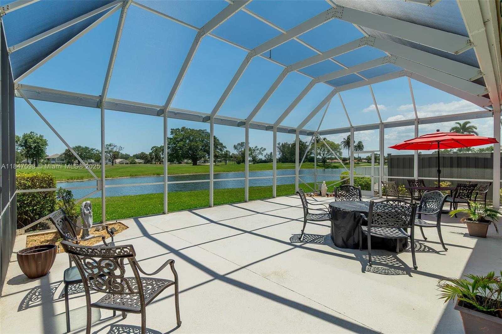 Small Image of 603 MASTERS WAY, Palm Beach Gardens Number 22