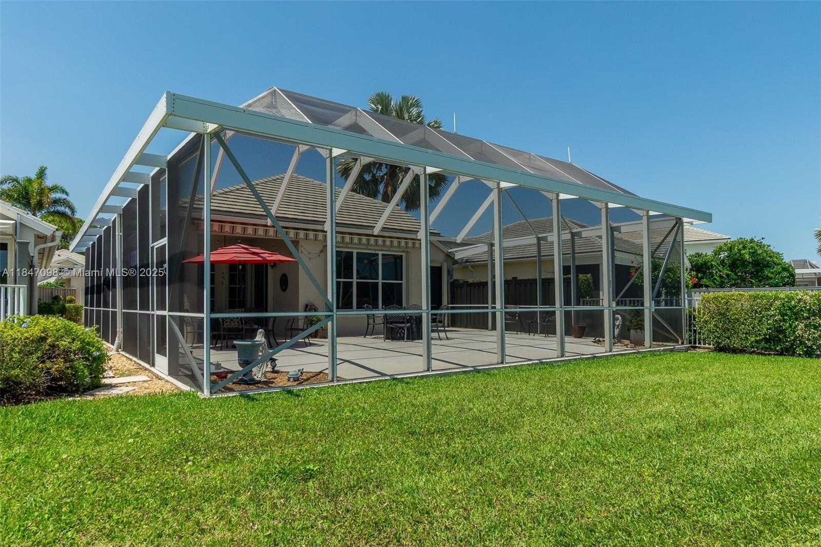 Small Image of 603 MASTERS WAY, Palm Beach Gardens Number 23