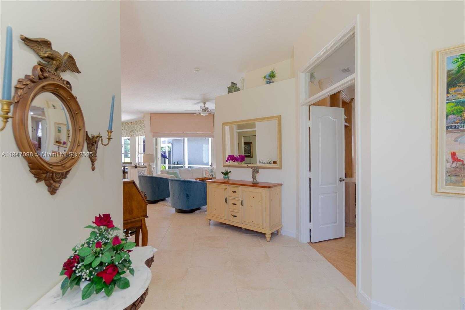 Small Image of 603 MASTERS WAY, Palm Beach Gardens Number 4