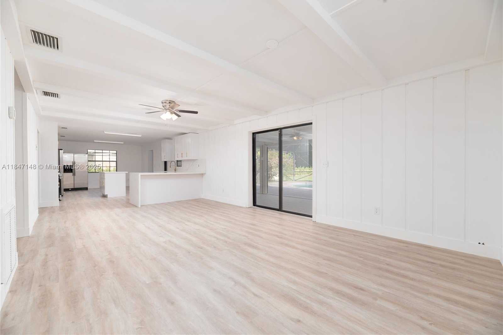 Small Image of 14230 SOUTH WEST 14TH ST, Davie Number 11