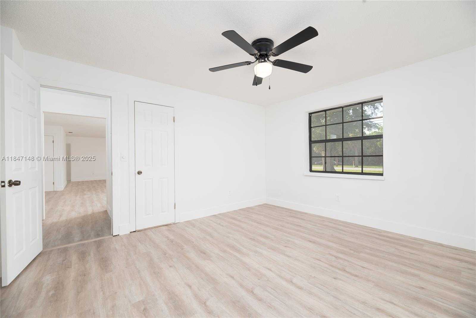 Small Image of 14230 SOUTH WEST 14TH ST, Davie Number 29