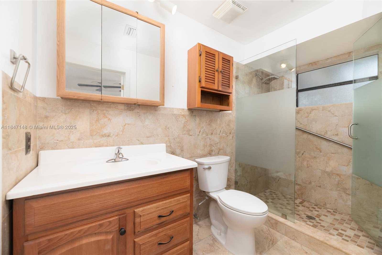 Small Image of 14230 SOUTH WEST 14TH ST, Davie Number 31