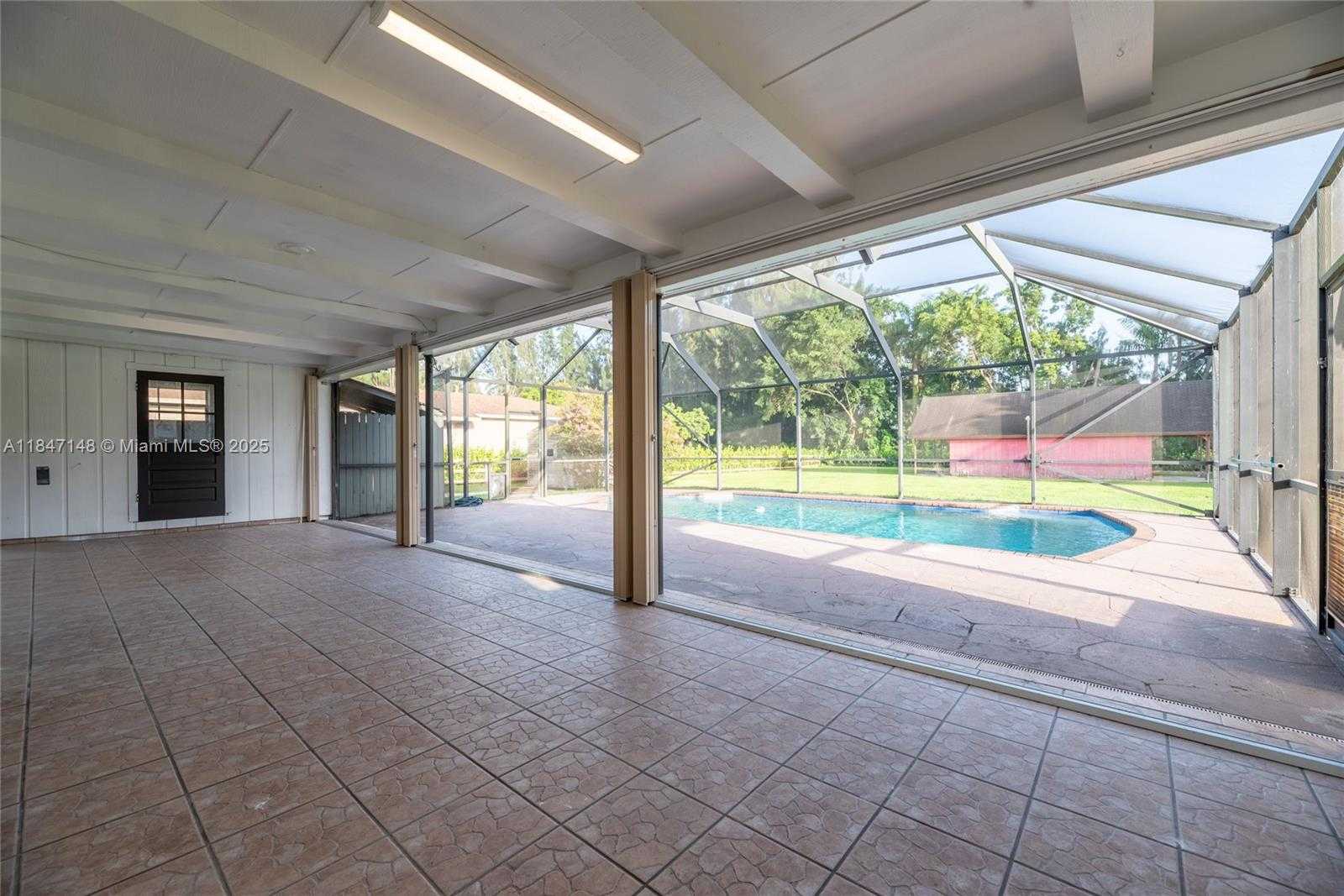 Small Image of 14230 SOUTH WEST 14TH ST, Davie Number 39