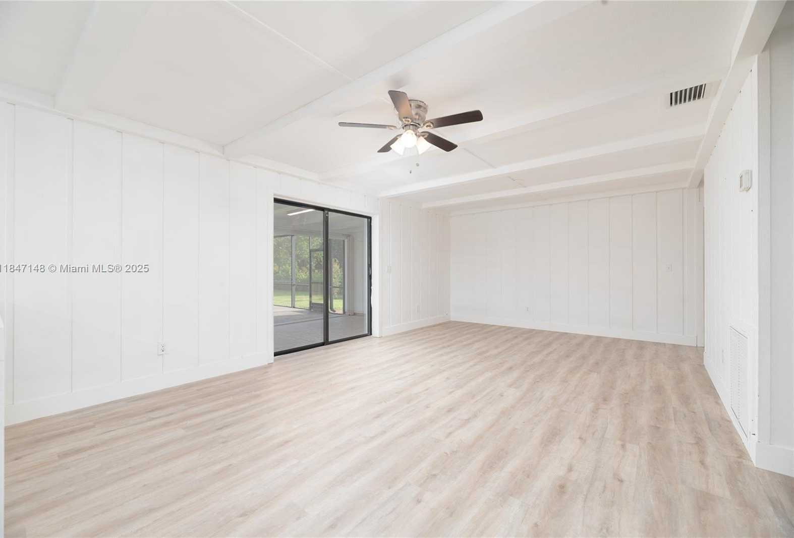 Small Image of 14230 SOUTH WEST 14TH ST, Davie Number 9