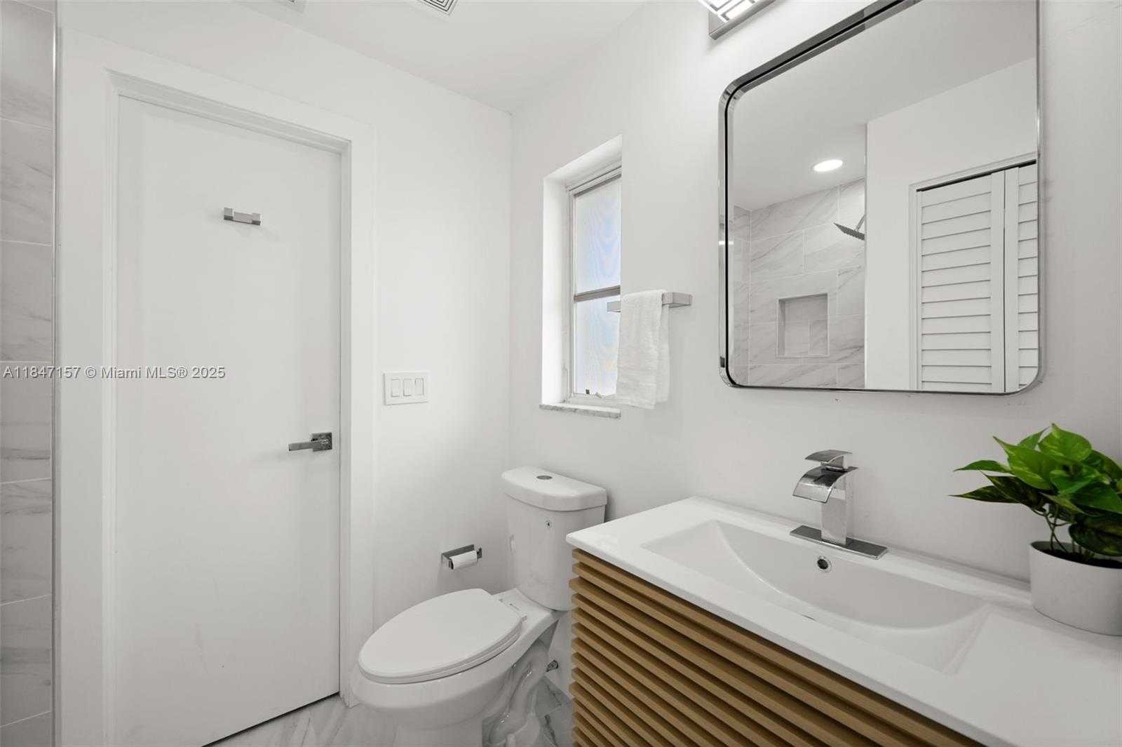 Small Image of 4419 SE 13TH PL, Cape Coral Number 33