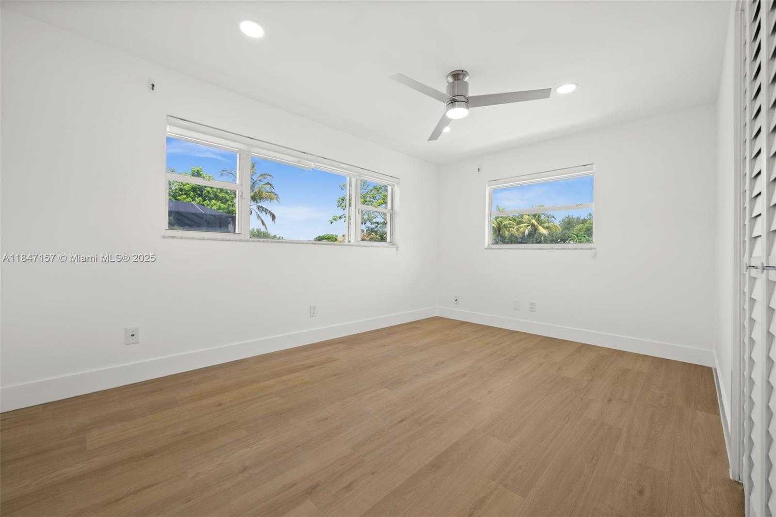 Small Image of 4419 SE 13TH PL, Cape Coral Number 37