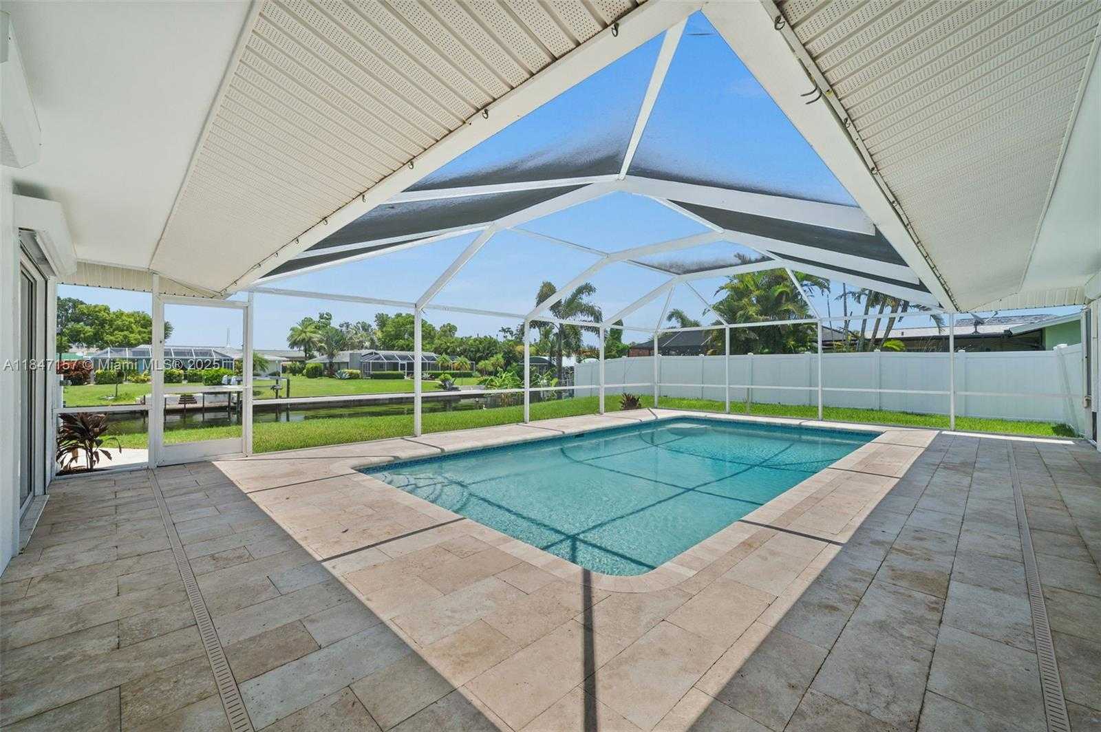 Small Image of 4419 SE 13TH PL, Cape Coral Number 42