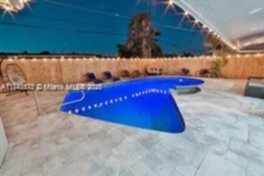 Small Image of 8651 SUNSET STRIP, Sunrise Number 4