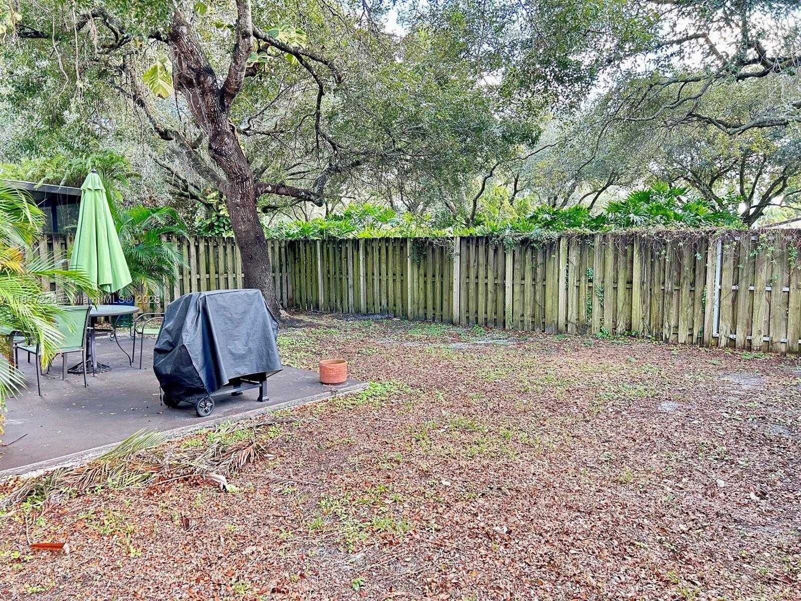 Small Image of 10830 LIMEBERRY DR, Cooper City Number 13
