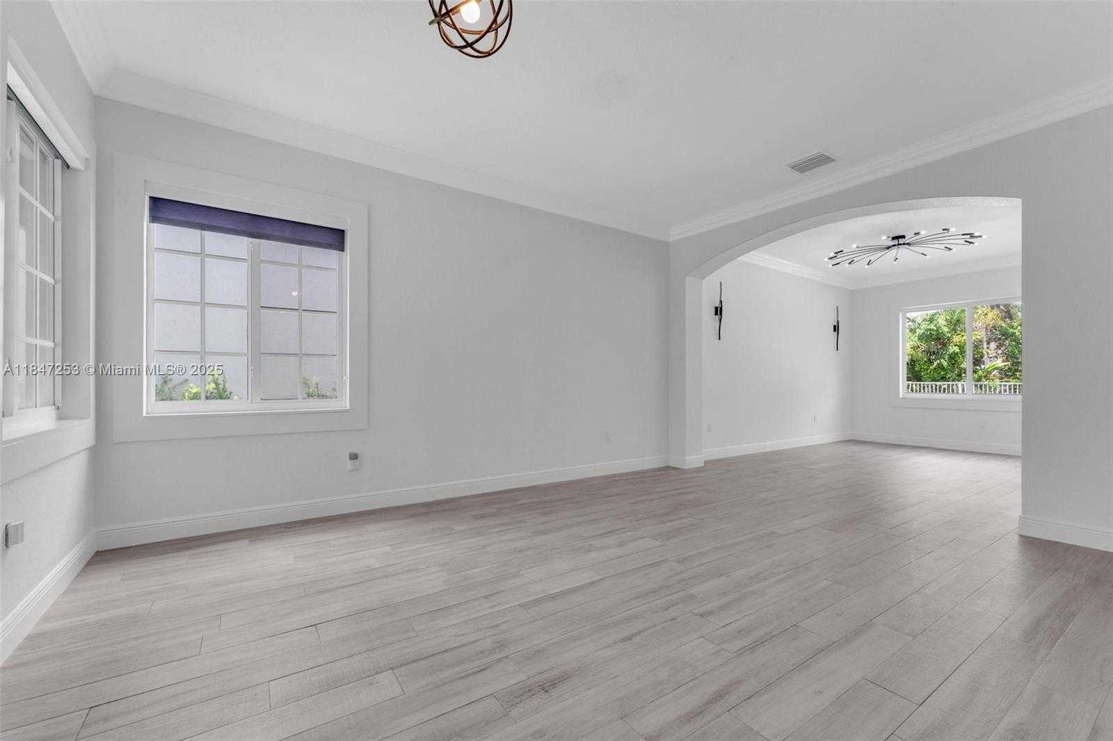 Small Image of 2128 SOUTH WEST 176TH TER, Miramar Number 10