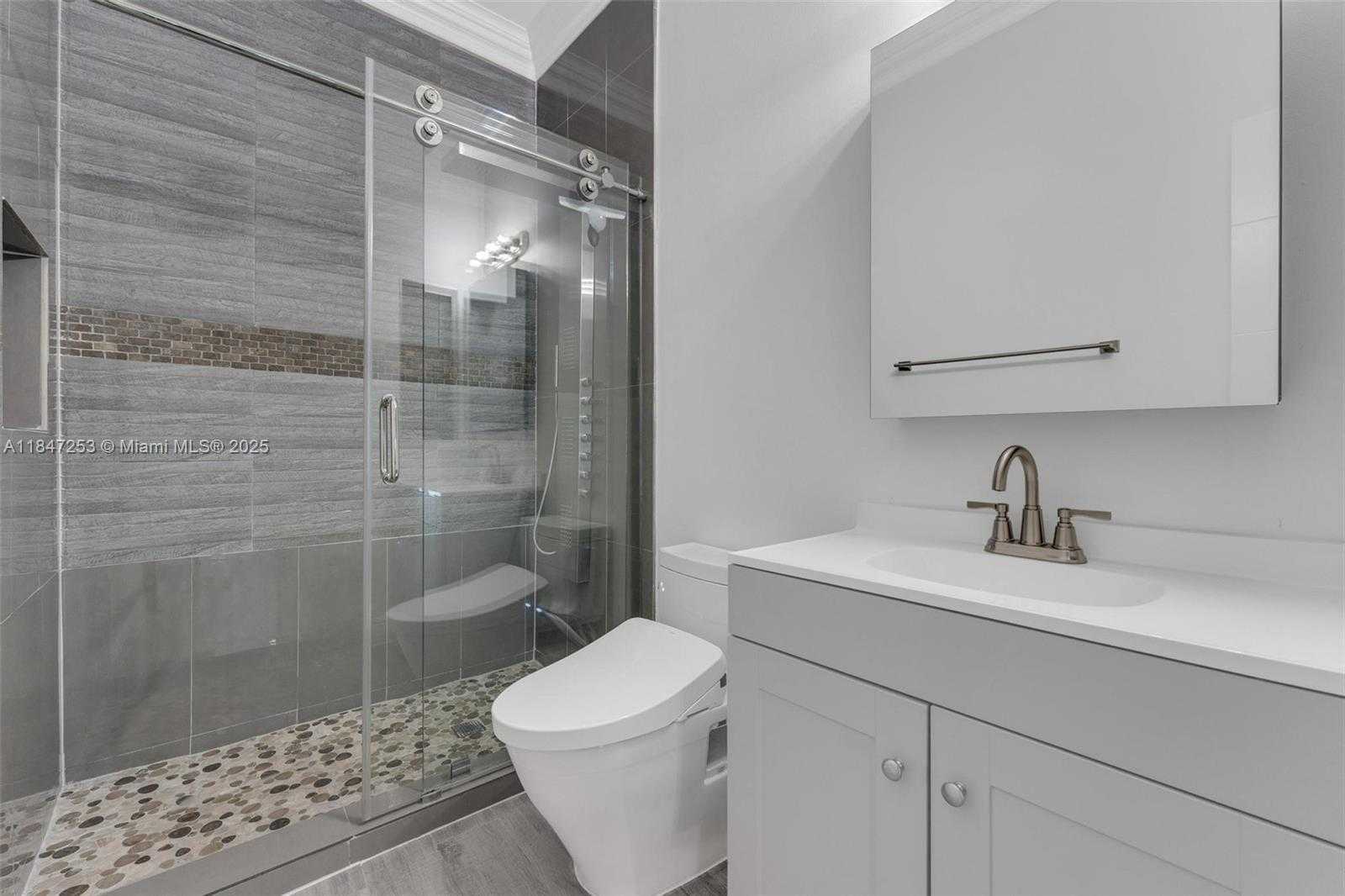 Small Image of 2128 SOUTH WEST 176TH TER, Miramar Number 14