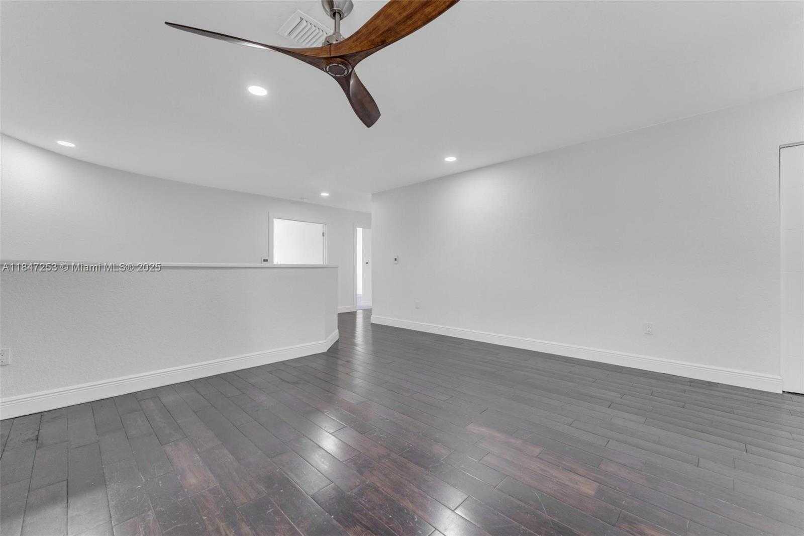 Small Image of 2128 SOUTH WEST 176TH TER, Miramar Number 23