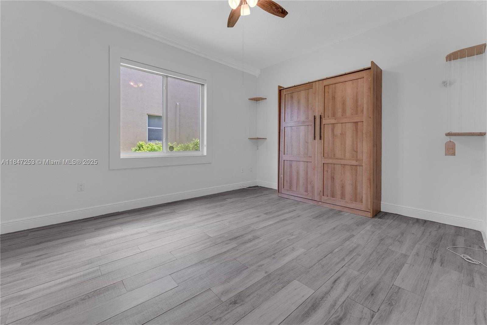 Small Image of 2128 SOUTH WEST 176TH TER, Miramar Number 36