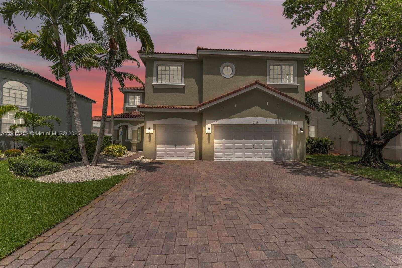 Small Image of 2128 SOUTH WEST 176TH TER, Miramar Number 39