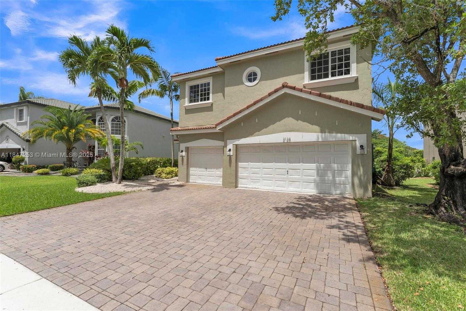 Small Image of 2128 SOUTH WEST 176TH TER, Miramar Number 4