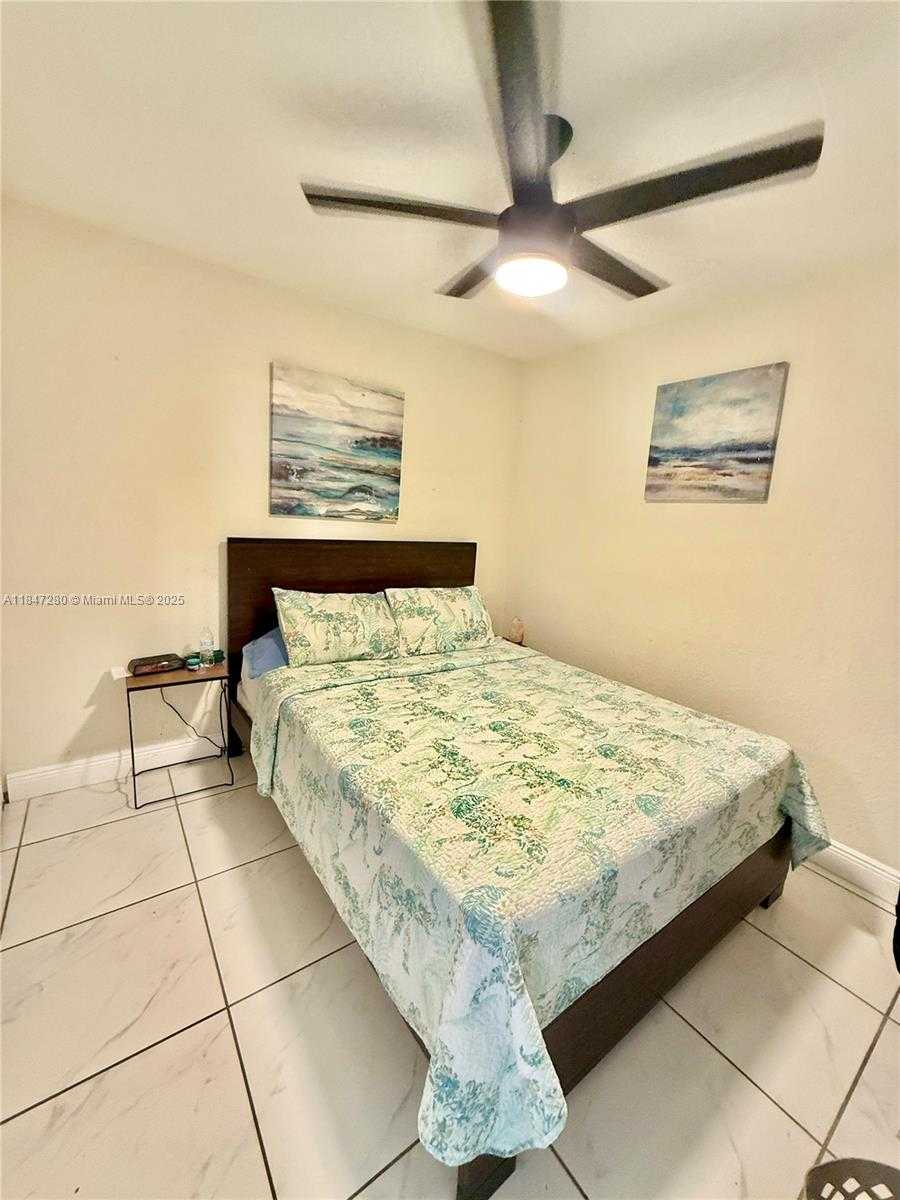 Small Image of 18026 NORTH WEST 35TH CT, Miami Gardens Number 9